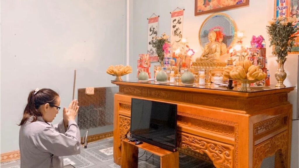 Trình tự tụng Kinh Địa Tạng tại nhà từ phát nguyện đến hồi hướng